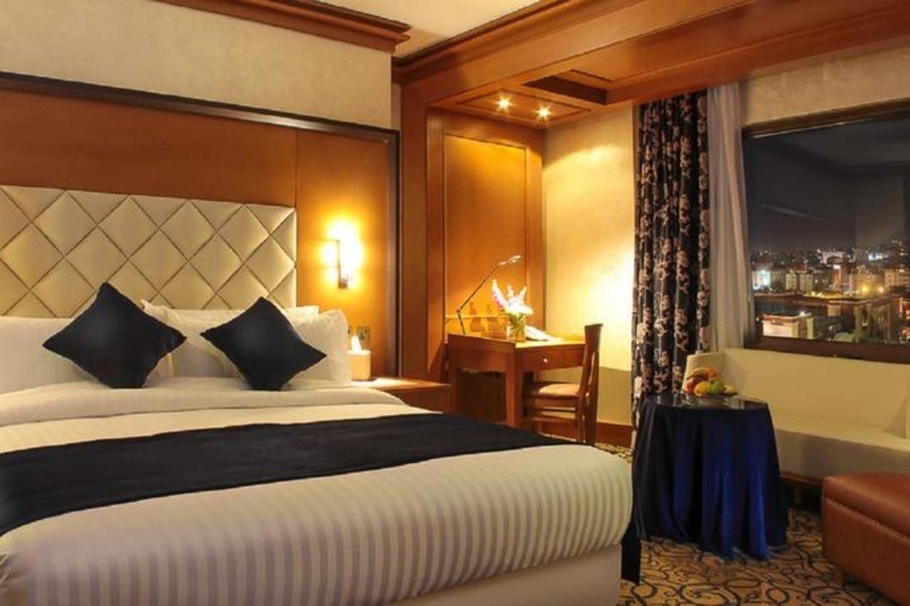 Thousand Nights Hotel Amman Exterior photo A room at the hotel